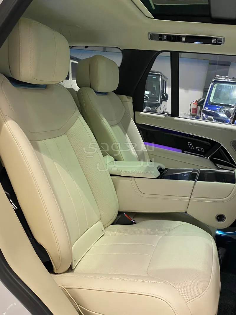 2025 Land Rover Range Rover Autobiography