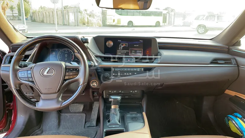 2019 Lexus ES 350