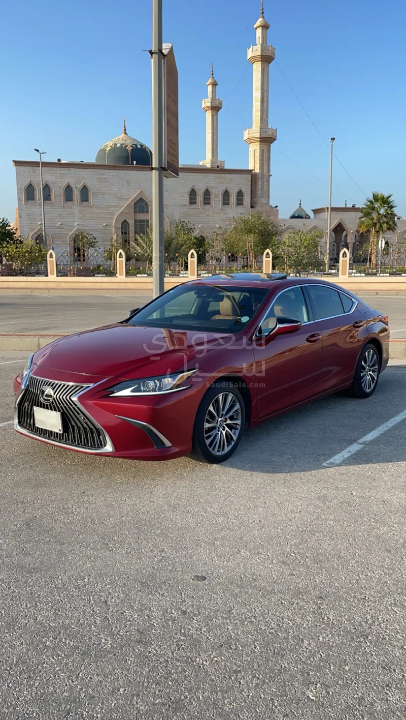 2019 Lexus ES 350