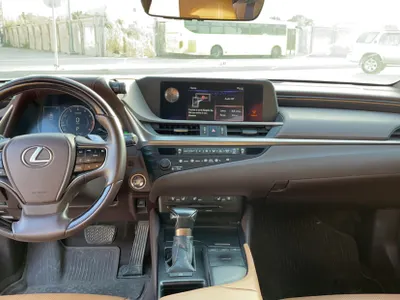 2019 Lexus ES 350