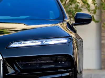 2024 BMW 7 Series 735i