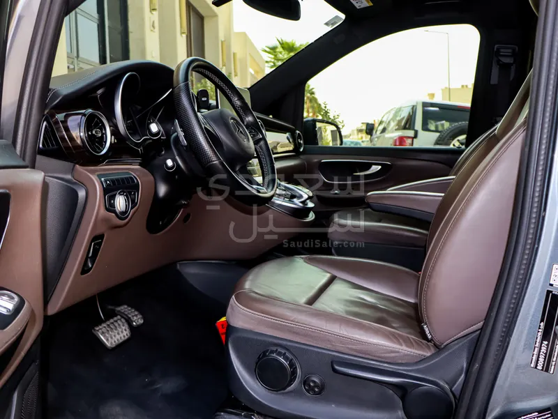 2020 Mercedes-Benz V 250