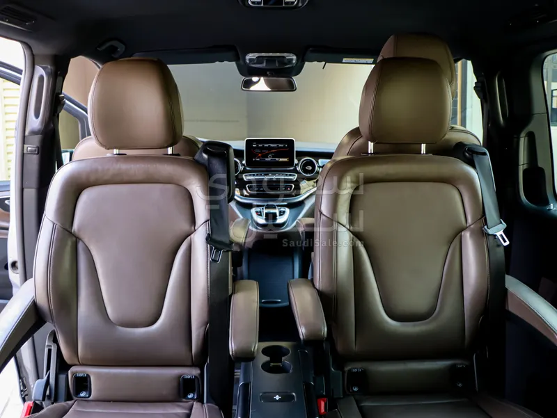 2020 Mercedes-Benz V 250