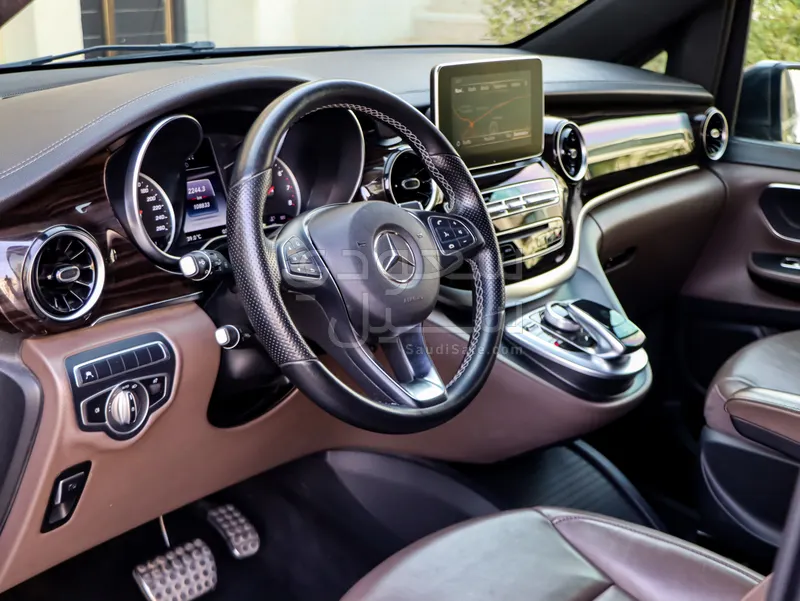2020 Mercedes-Benz V 250