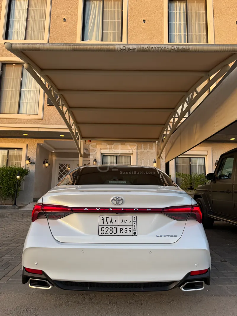 2021 Toyota Avalon Limited