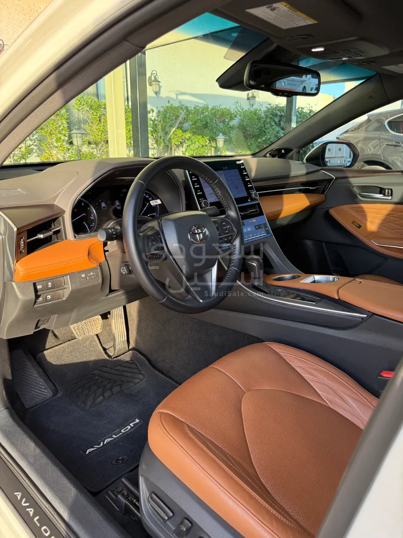 2021 Toyota Avalon Limited
