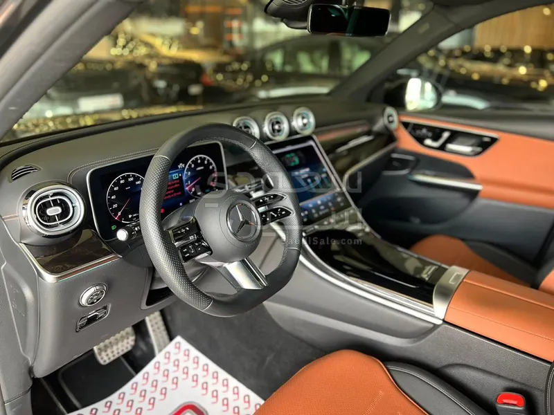 2023 Mercedes-Benz GLC 300