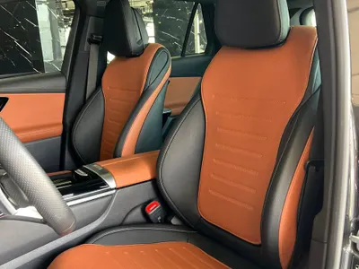 2023 Mercedes-Benz GLC 300