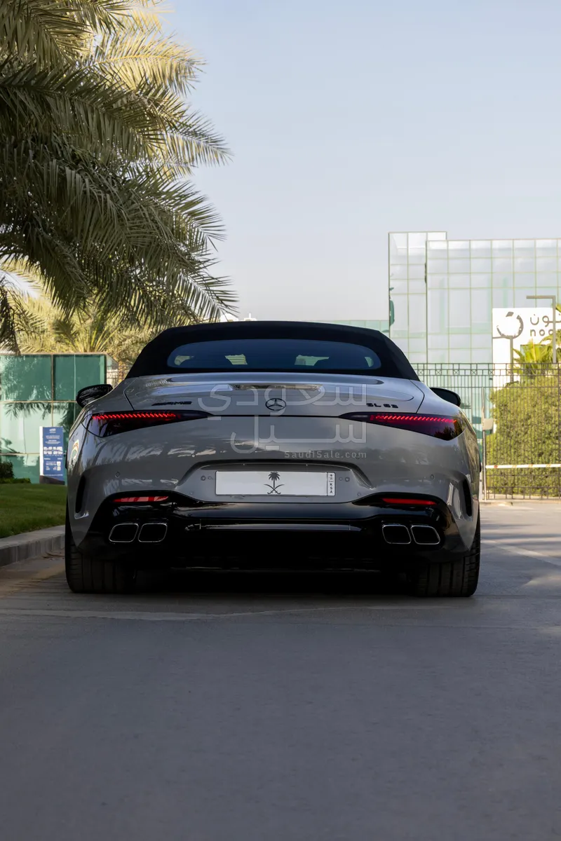 2022 Mercedes-Benz SL 63 AMG