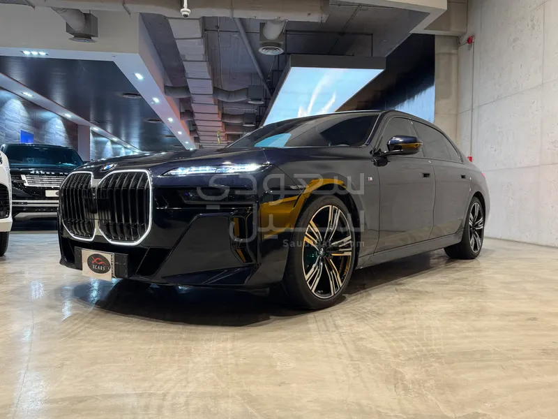 2024 BMW 7 Series 735i
