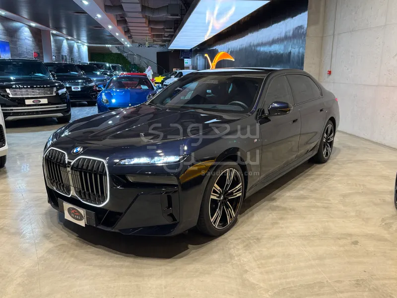 2024 BMW 7 Series 735i
