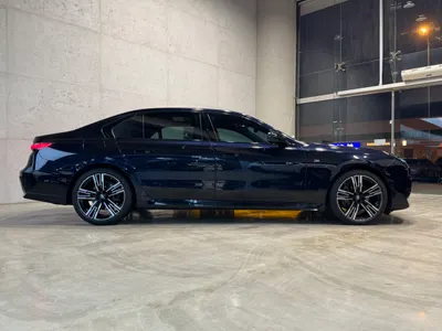2024 BMW 7 Series 735i
