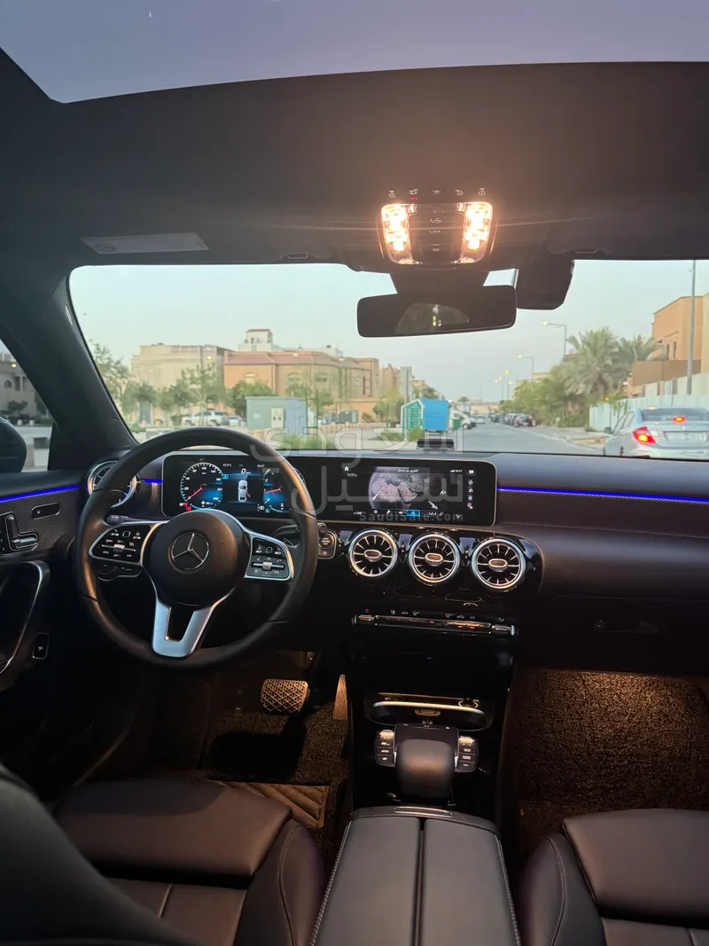 2020 Mercedes-Benz A 220
