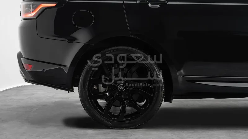 2021 لاند روفر رينج روفر سبورت اتش اس اي