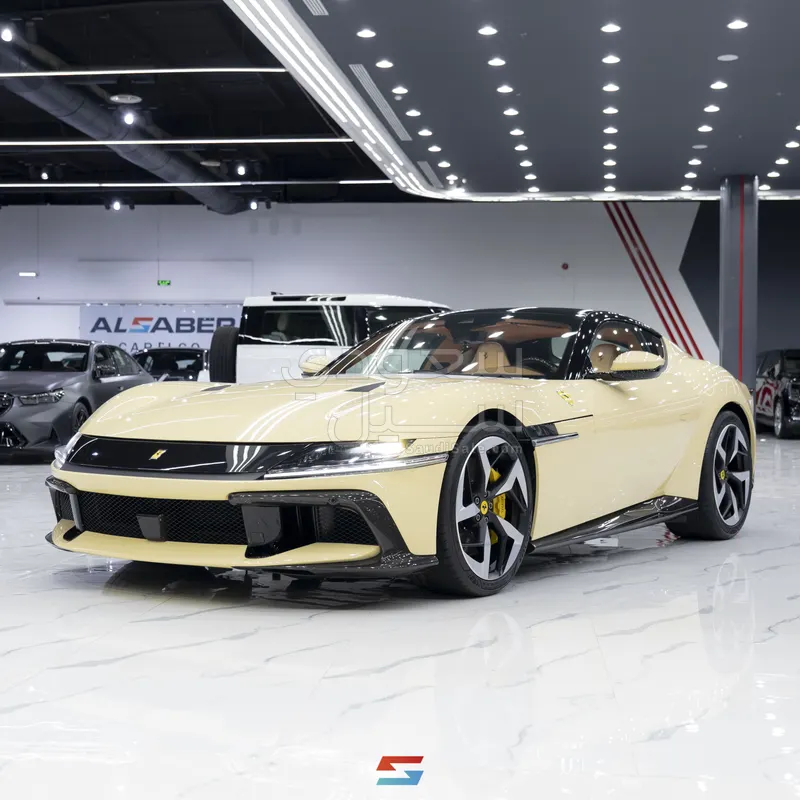 2025 فيراري 12 سيليندر