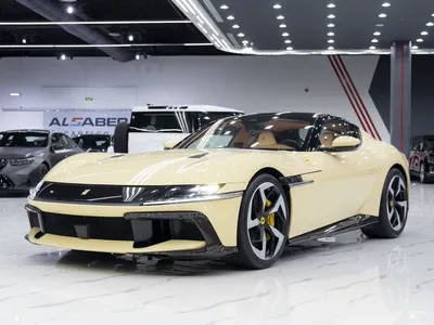 2025 فيراري 12 سيليندر