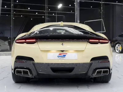 2025 فيراري 12 سيليندر