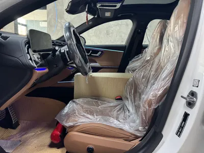2025 Mercedes-Benz E 300