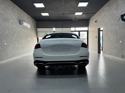 2025 Mercedes-Benz E 300