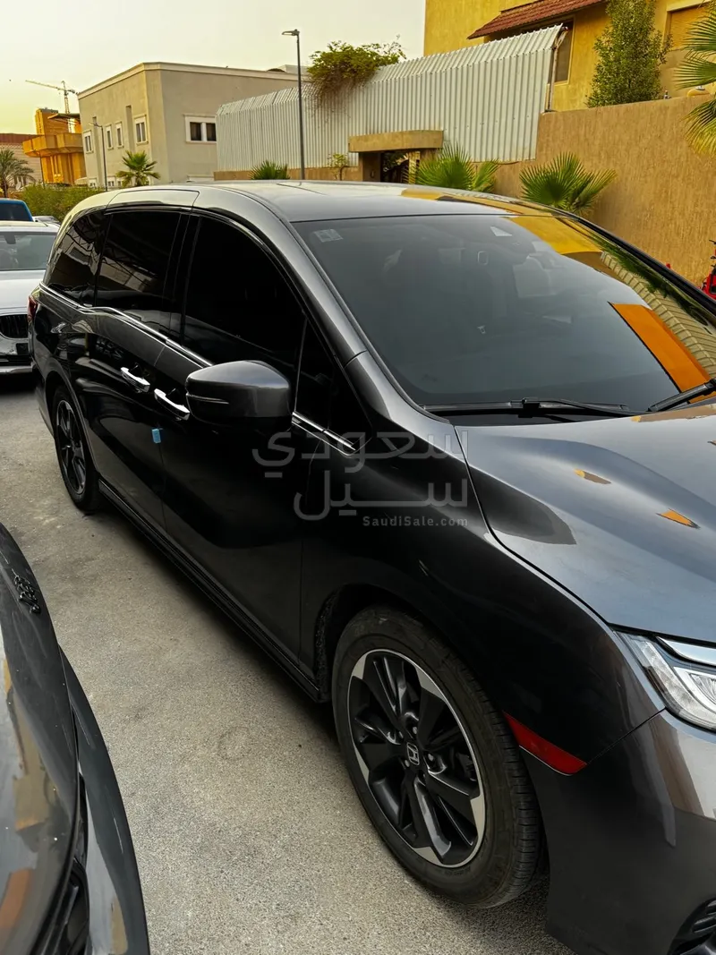 2023 Honda Odyssey Touring