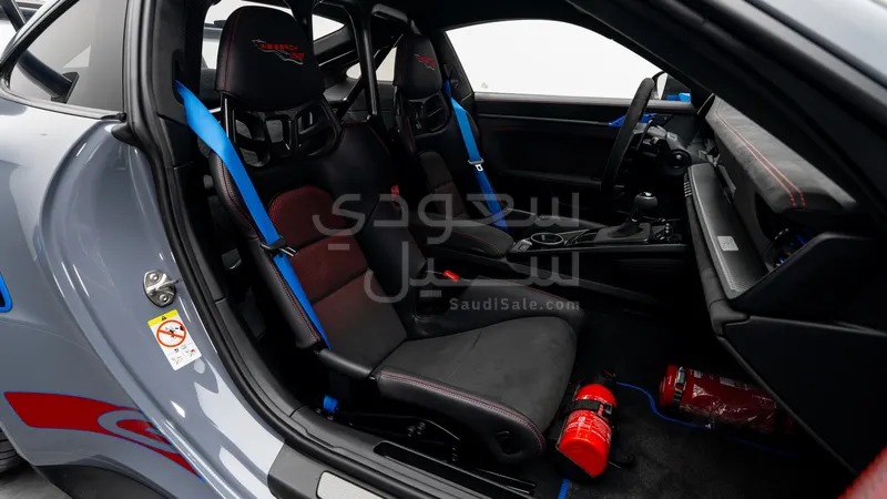 2024 بورش 911 جي تي 3 ار اس