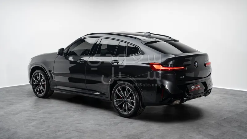 2025 BMW X Series 4 30i