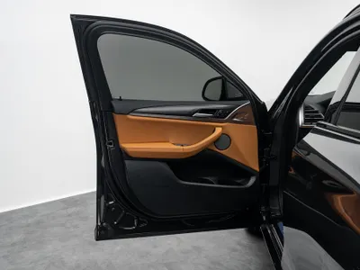 2025 BMW X Series 4 30i