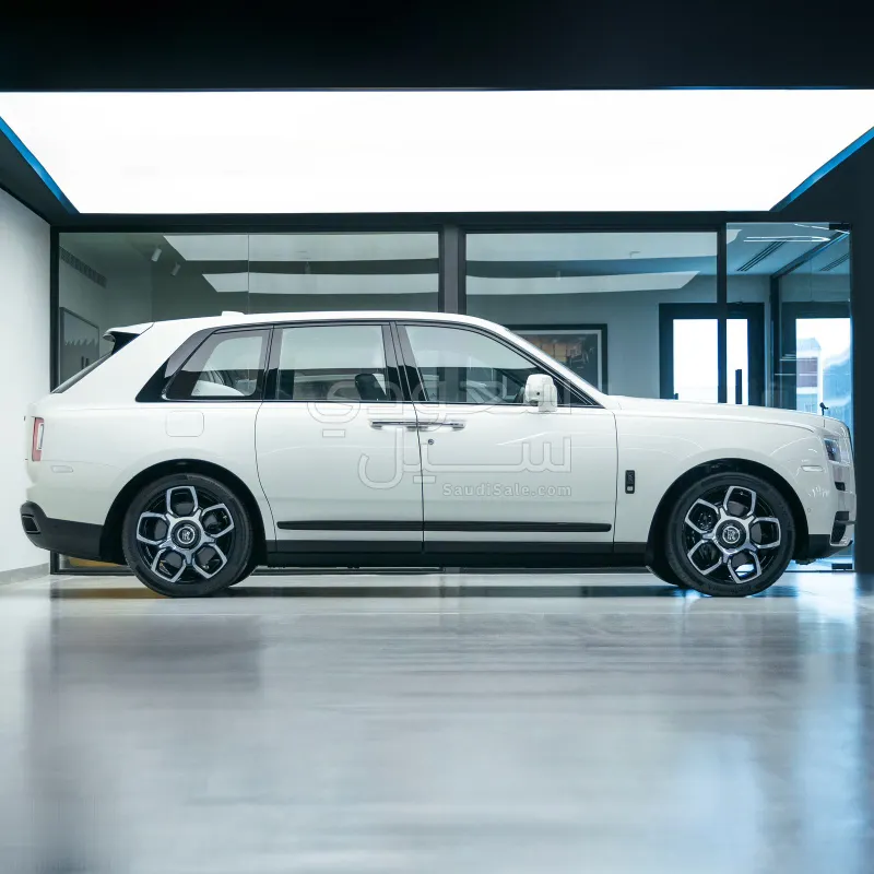 2023 Rolls-Royce Cullinan Black Badge