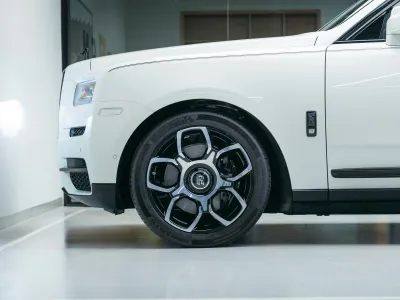 2023 Rolls-Royce Cullinan Black Badge
