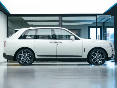 2023 Rolls-Royce Cullinan Black Badge