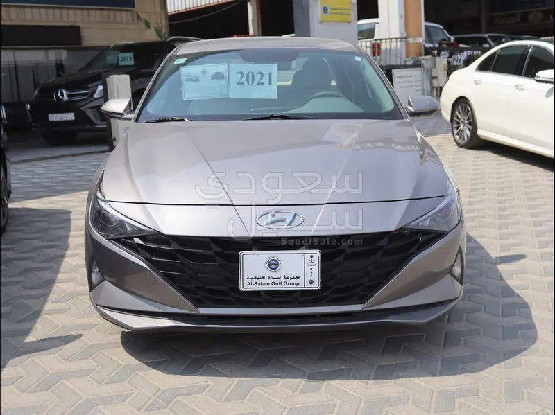 2021 هيونداي النترا