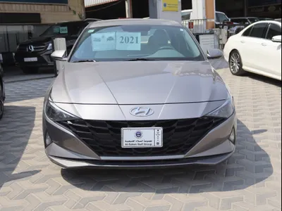 2021 هيونداي النترا