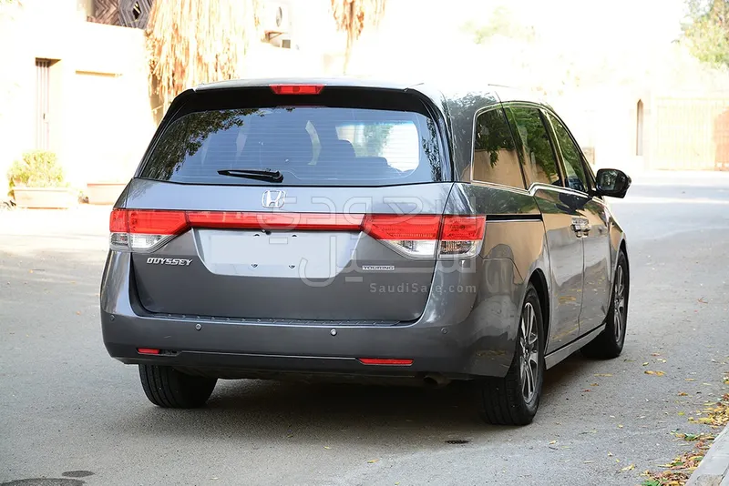2014 Honda Odyssey Touring