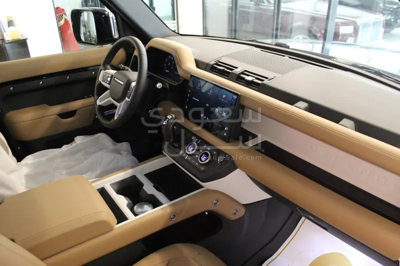2025 Land Rover Defender 110