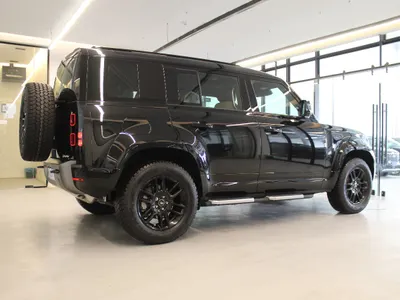 2025 Land Rover Defender 110