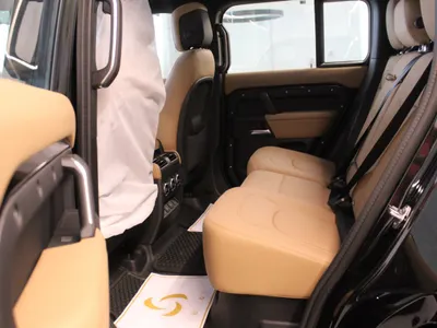 2025 Land Rover Defender 110