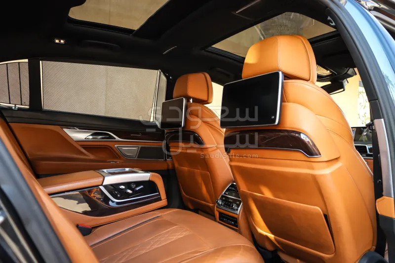 2017 BMW 7 Series 740Li