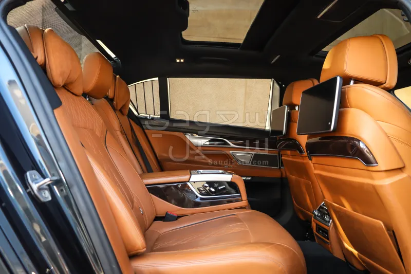 2017 BMW 7 Series 740Li