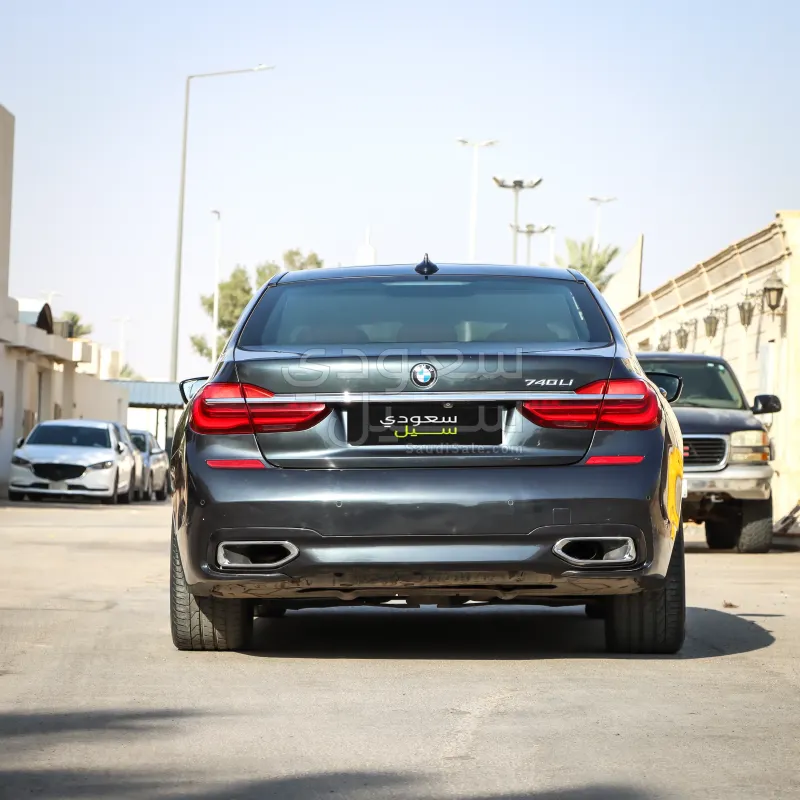 2017 BMW 7 Series 740Li
