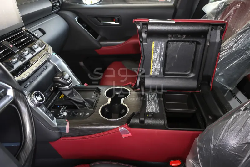 2022 Toyota Land Cruiser GR sport