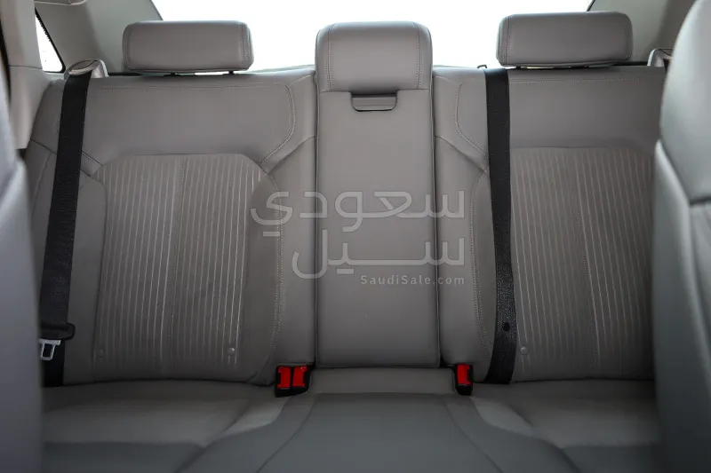 2022 Ford Taurus