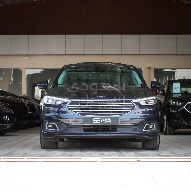 2022 Ford Taurus