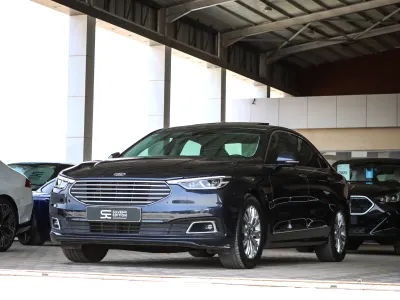 2022 Ford Taurus