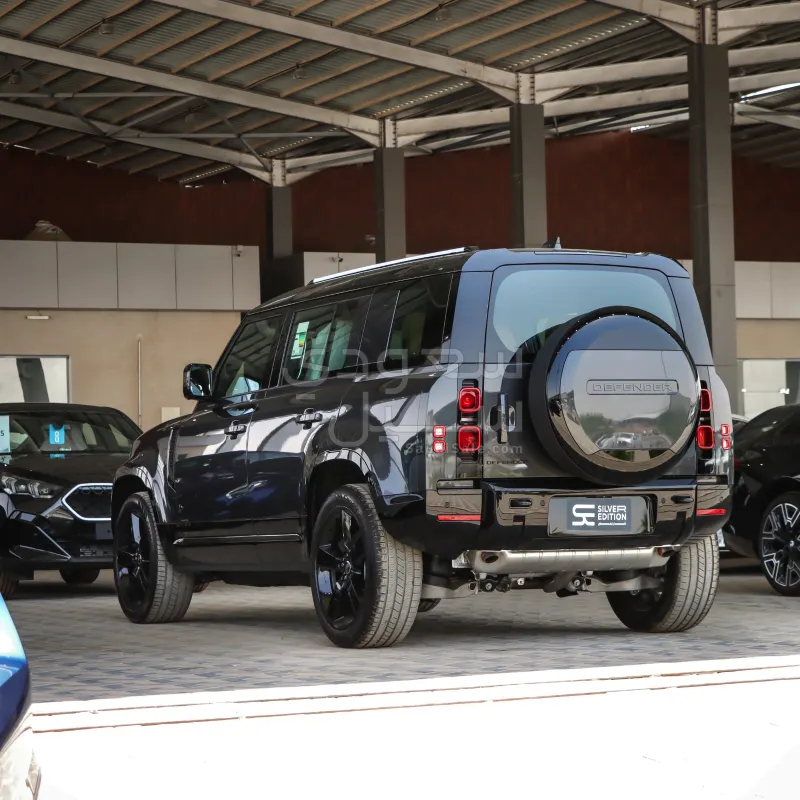 2025 Land Rover Defender HSE