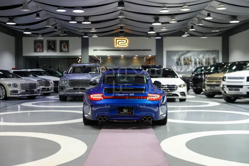 2009 بورش 911 كاريرا 4 اس