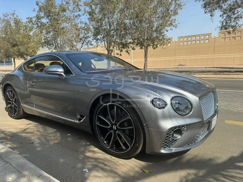 2023 بنتلي كونتيننتل جي تي
