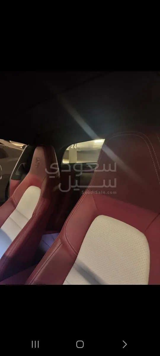 2022 Porsche 911 Targa4