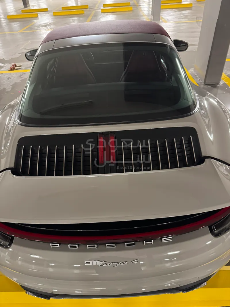2022 Porsche 911 Targa4