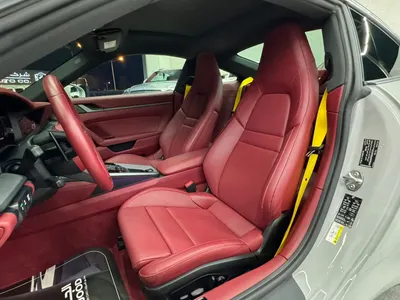 2025 Porsche 911 Carrera