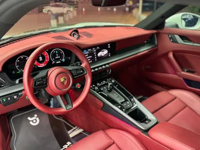 2025 Porsche 911 Carrera